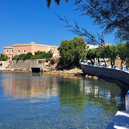 Alinthea 3, Leros * Alinda (Leros)